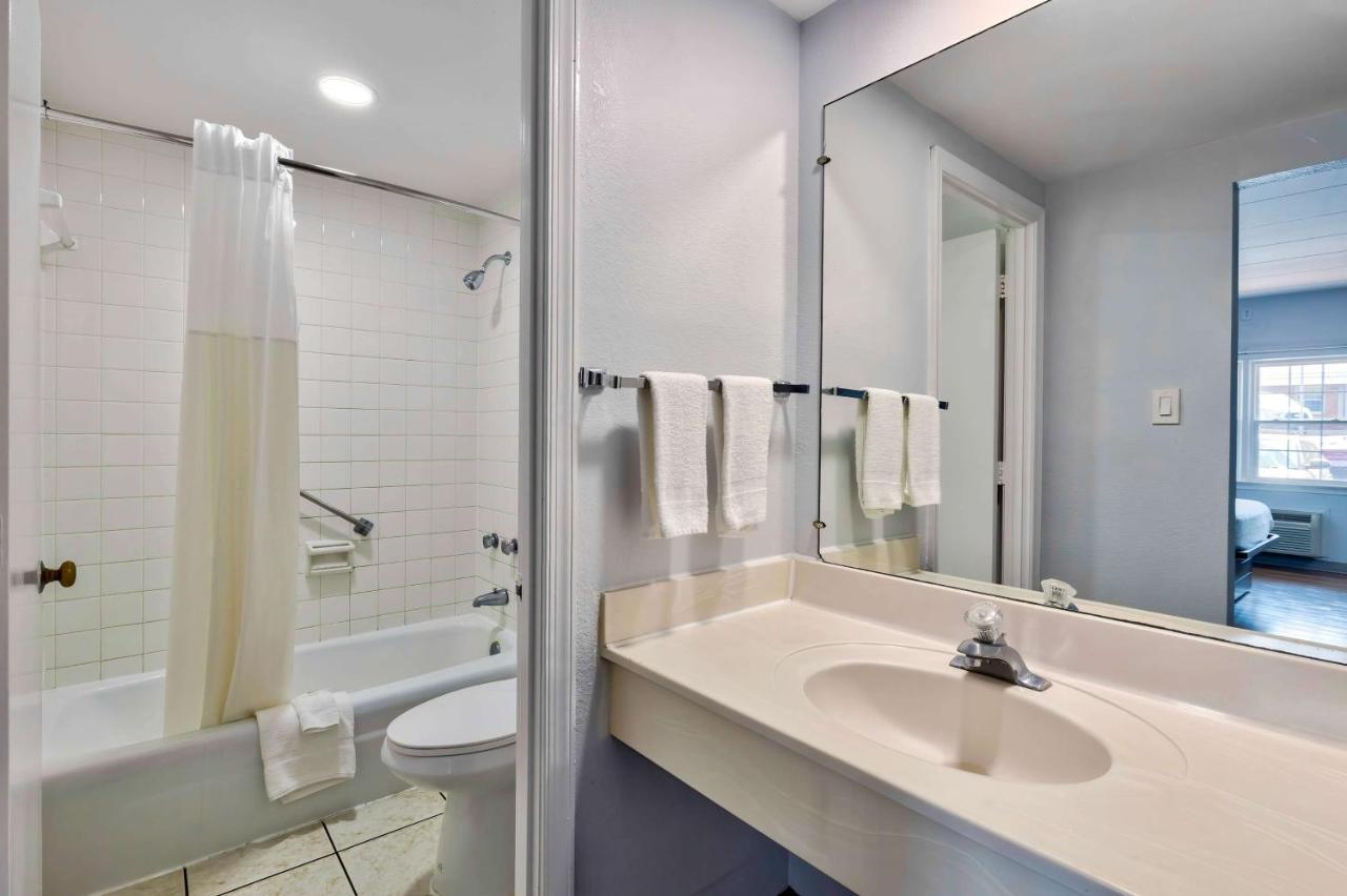Motel 6-Falls Church, Va - Arlington Boulevard Dış mekan fotoğraf